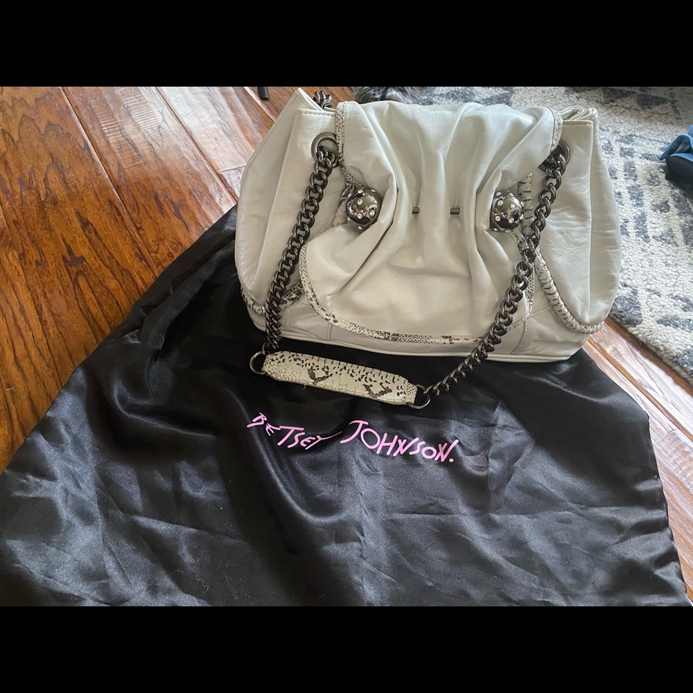 White leather Betsy Johnson Handbag